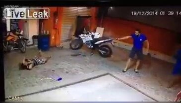 +18 çocukluk arkadaşına kurşun yağdırdı