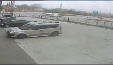 Feci kaza güvenlik kamerasında