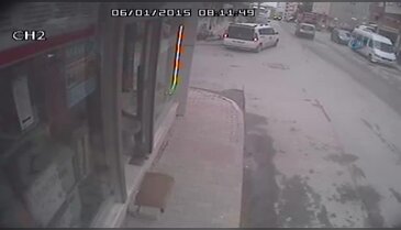 Sürücü unutkanlığının bedelini otomobiliyle ödedi