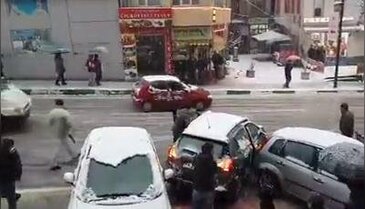 Bursa'da kar yağdı böyle oldu