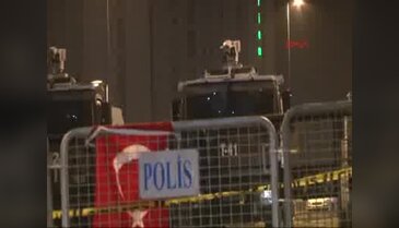 Bank Asya önündeki kalabalık olaysız dağıldı