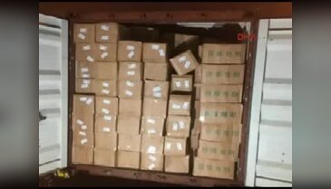 Çin'den gelen kenteynerdan koli bandı yerine bakın ne çıktı