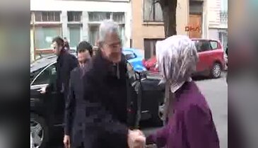 "Vizeyi kaldırırsanız belki biz vize koymak zorunda kalırız"