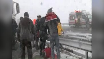 Kar ve tipi zincirleme kazalara neden oldu