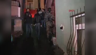 Otobüs durağında bomba paniği
