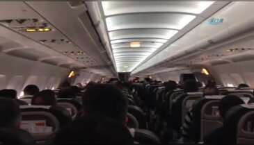 Karadenizli pilot uçakta kırdı geçirdi !
