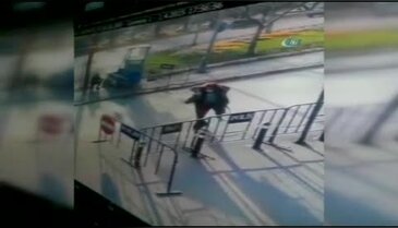 Teröristin vurulduğu andan yeni görüntü !