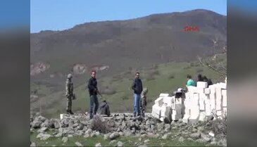 Yapılan kazılarda 10 insana ait kafatası bulundu