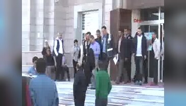 Babası başından vurdu