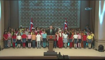 Küçük konuklarıyla birlikte haykırdı: Çocuklara kıymayın