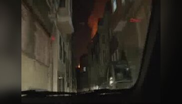Bina alev alev yandı, can pazarı yaşandı