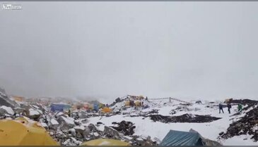 Korkunç depreme kampta yakalandılar