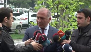 Zeki Alasya tedavisini ertelemiş