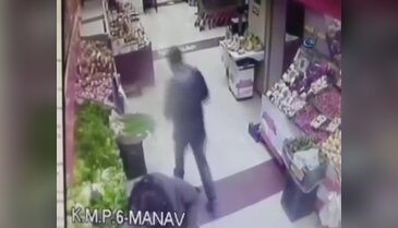 Kadınları soyan hırsız kamerada