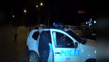 Saldırıya uğrayan geminin mürettebatı hastaneye götürüldü