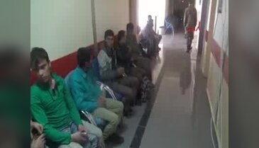 7 Kaçak donarak can verdi