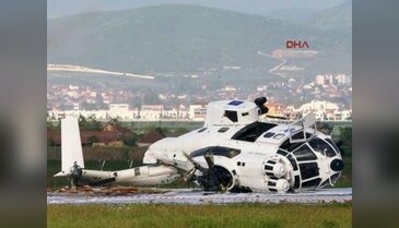 Pristine havaalanında helikopter düştü