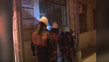 Tarihi tünelde yangın paniği!