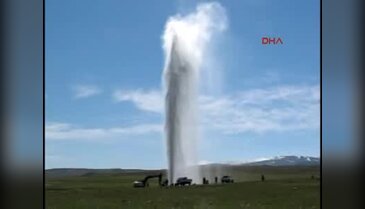 Sondaj kuyusundan 30 metre su fışkırdı
