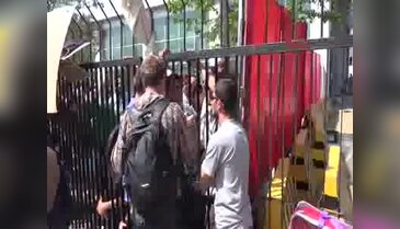"Söz uçar yazı kalır"