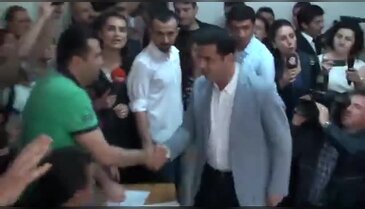 Demirtaş Sosyal medyayı salladı