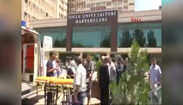 Diyarbakır'da bombalı saldırıda yaralanan vatandaşlar sandık başına gitti