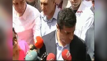 Demirtaş HDP genel merkezinde soruları yanıtladı