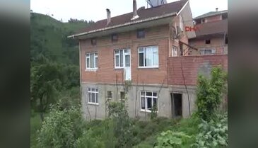 Rize'de ilginç bir yapı