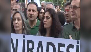 Diyarbakır'daki olayları protesto ettiler