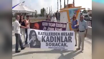 Adliye önünde kadın örgütlerinden 'Özgecan Aslan' açıklaması
