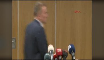 Bülent Arınç gazetecilerin sorularını yanıtladı