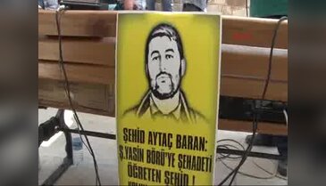 Fatih Camii'nde gıyabı cenaze namazı