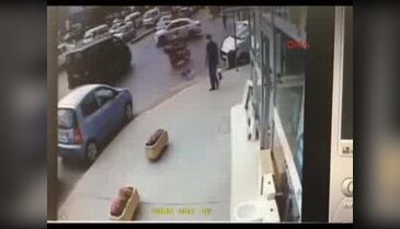 Para dolu poşeti unutan soyguncu yakalandı