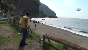 Öldü sanmıştı yüzerek geldi