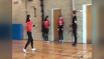 Danimarka'daki Türk kızları engel tanımıyor