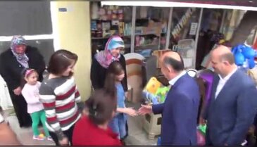 Bakanın küçük kızla sohbeti