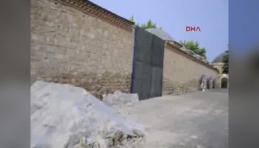 Bursa'da yıkılan tarihi duvara savcılık soruşturması