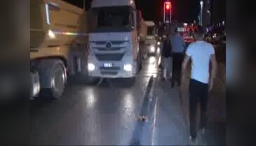 Karşıya geçmek isteyen yayaya kamyon çarptı