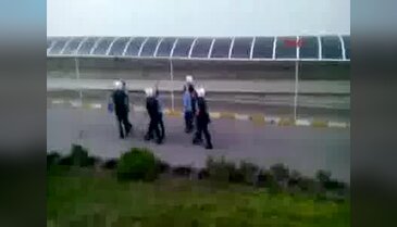 İftar vakti işçilere polis müdahalesi