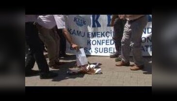 Bursa'da bordro yaktılar