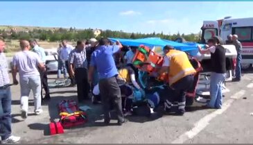 Tatil yolu kan gölüne döndü