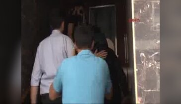 Hastaneye giden yaşlı kadın kapkaçaççı saldırısına uğradı