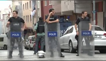 İstanbul'daki terör operasyonunda çatışma!
