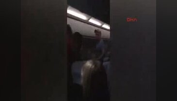 Uçaktaki sarhoş tacizci adamı dövüp ellerini ve ayaklarını bağladılar