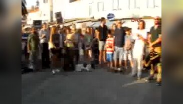 Suruç'ta kaybedilenler Foça'da anıldı