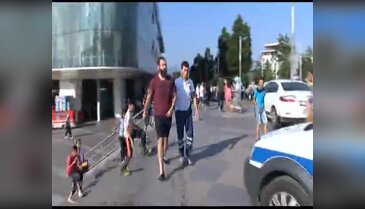 Bursa'da çocukluk arkadaşını AVM'de bıçakladı