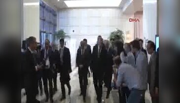 Erdoğan: Kendi üzerindeki karanlık bulutları dağıtmaya çılışıyor