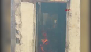 Elazığ'da yangına TOMA'lı müdahale