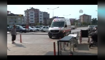 Kazaya rağmen düğünü ertelemediler