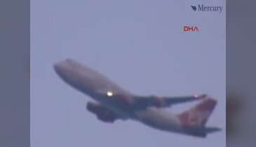 UFO olduğu sanılan cisim dev yolcu uçağını böyle teğet geçti